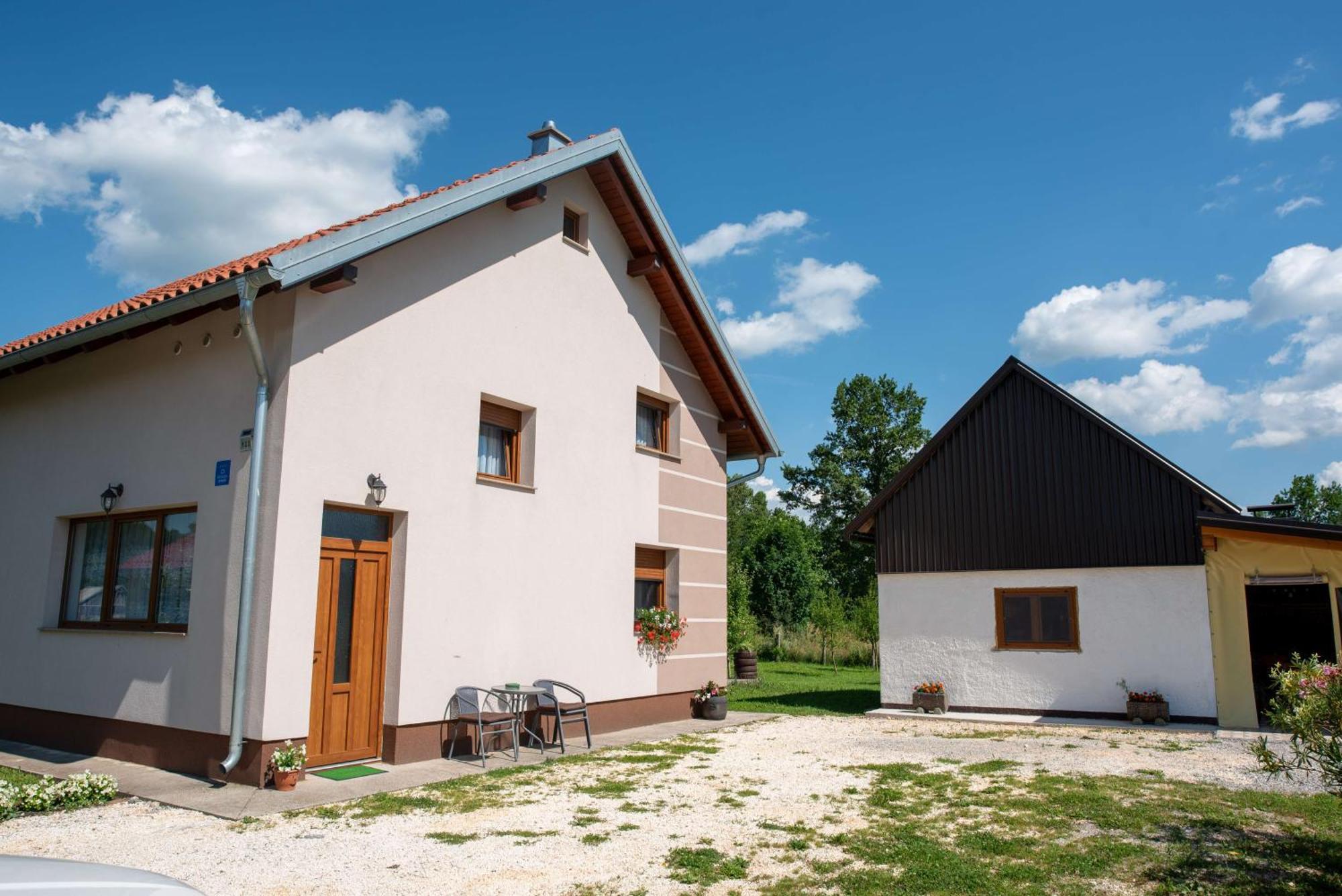 Вилла Kuca Za Odmor Boki Госпич Экстерьер фото
